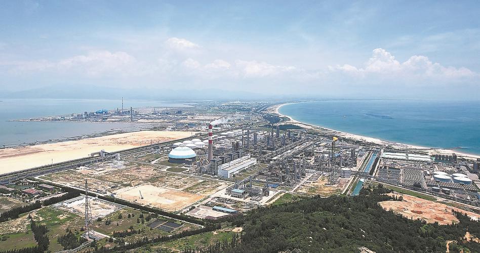 福建古雷石化荣膺国家智能制造示范工厂 数字化转型引领石化产业新标杆